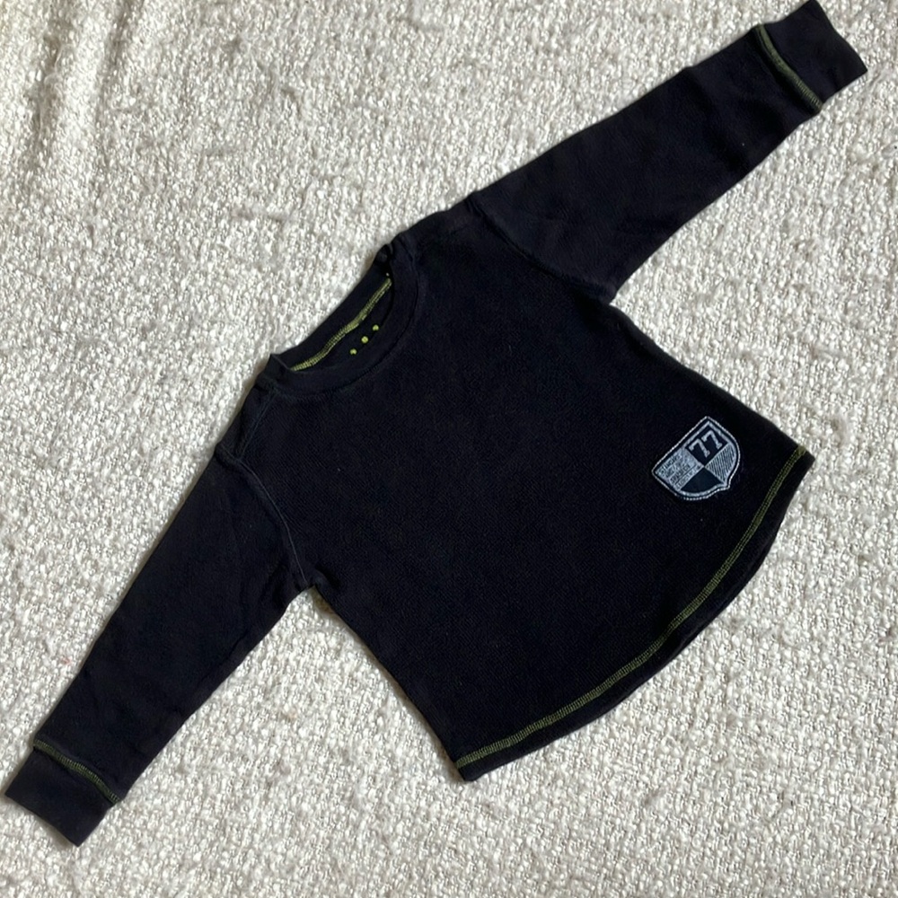 🎿  77 Kids Boys Size 4 Black Thermal Long Sleeve Top